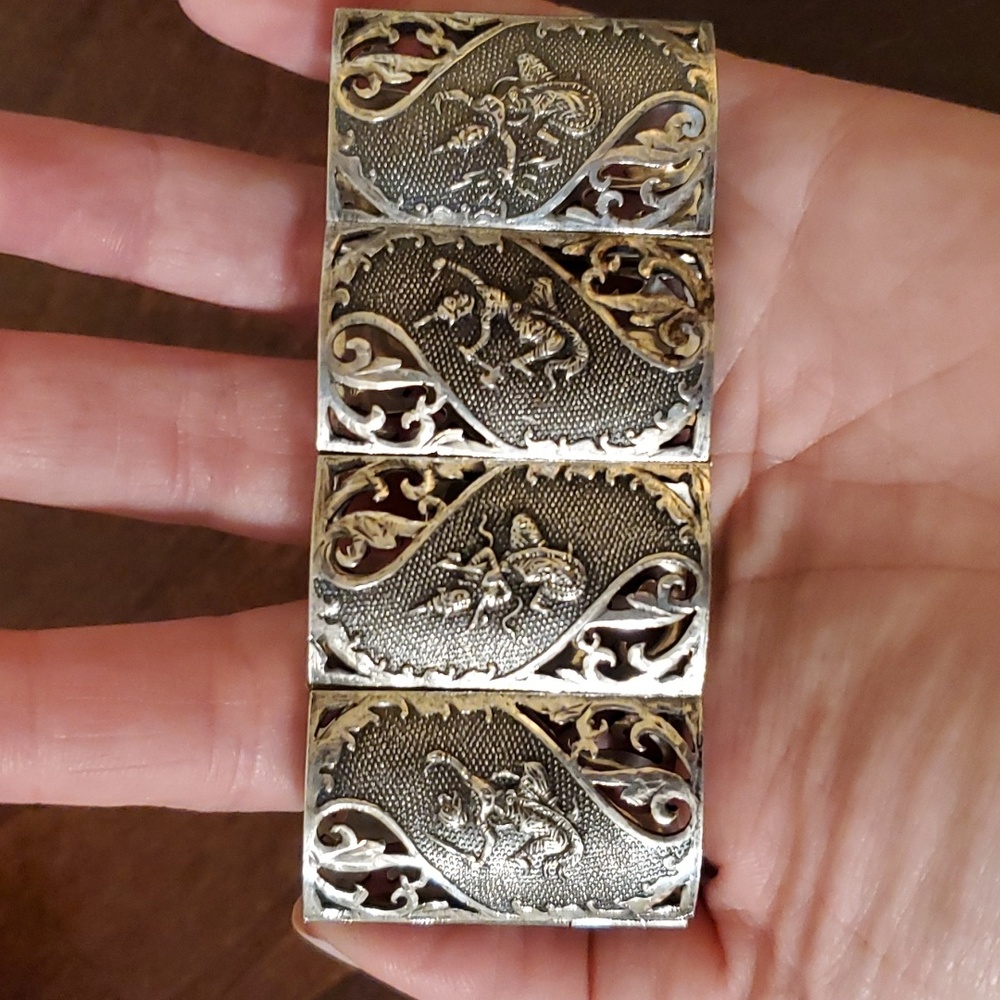 Vintage silver vishnu bracelet - Picture 2 of 6